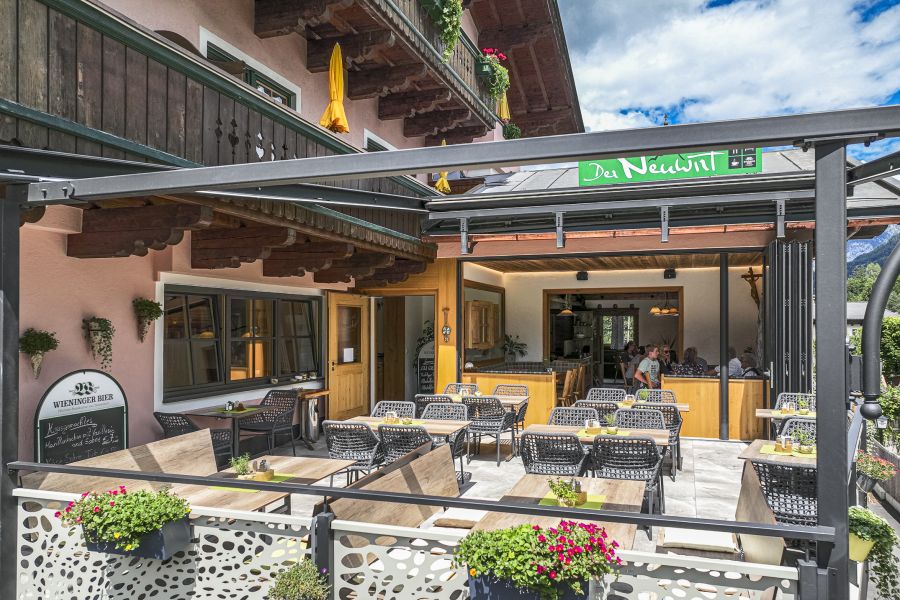 landgasthof-lofer-restaurant-unterkunft-zimmer-saalachtal-terrasse